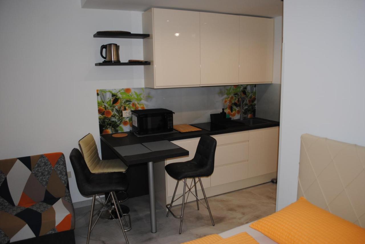 Apartments Samec 伊佐拉 外观 照片