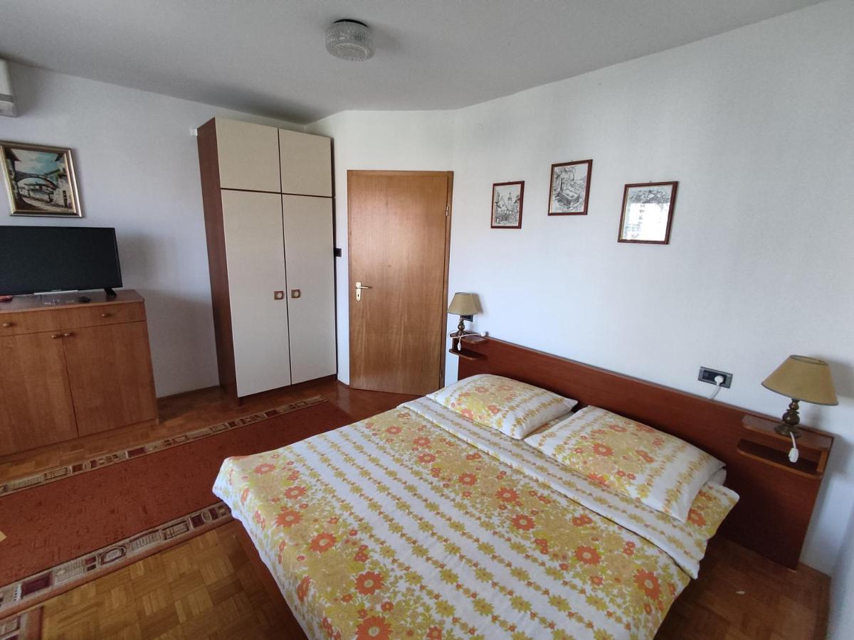 Apartments Samec 伊佐拉 外观 照片